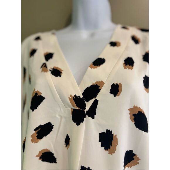 Amazon NWT S Cooler Days Cheetah Print Bubble Sleeve Top - Ivory - Picture 5 of 8
